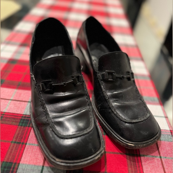 Gucci Shoes - Authentic Leather Gucci Loafers